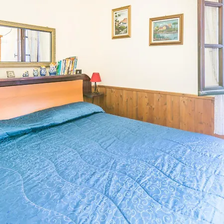 Lilla - A Villa Solanas (Cagliari)